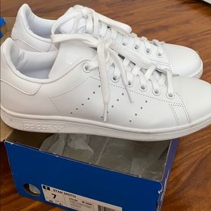 Adidas all white Stan Smith